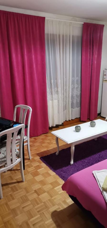 Azra Old Town Apartment *
